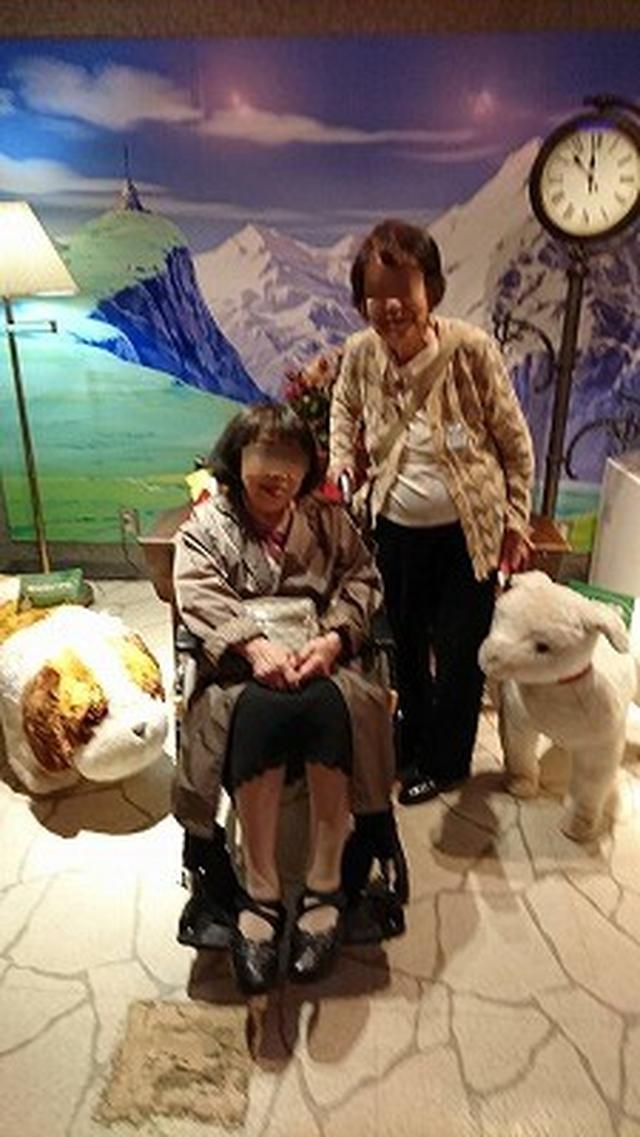画像2: ハイジの村ではきれいなお花がいっぱい!! 皆それぞれで散策やお買物を楽しんでいました。