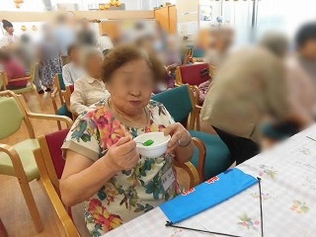 画像: メロン味のかき氷♪ 美味しいです♪