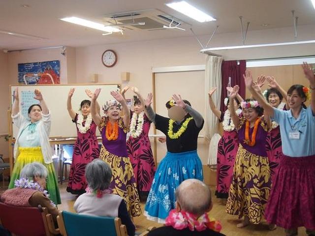 画像2: フラダンスで、ハワイ気分を満喫♪