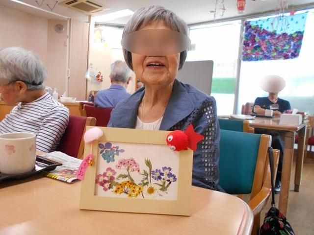 画像3: 手工芸 押し花で額かざり