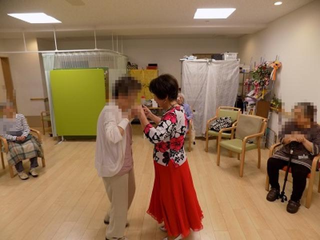 画像3: レッツ!ダンシング!