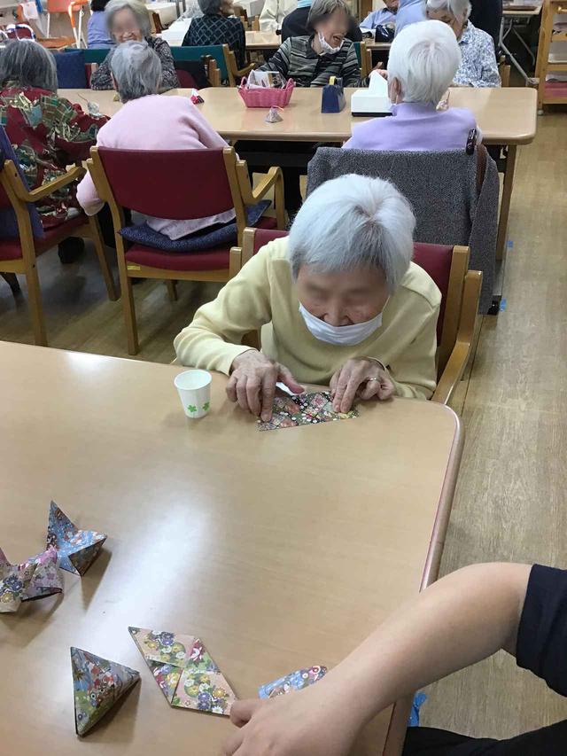 画像1: 折り紙で作るハンドスピナー