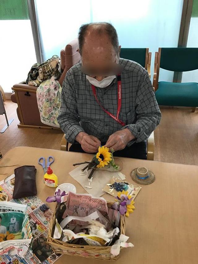 画像2: ひまわりの壁飾り作り