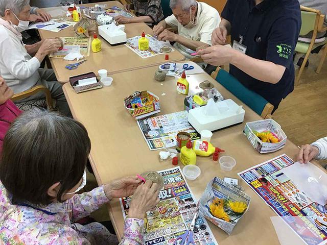 画像3: ひまわりの壁飾り作り