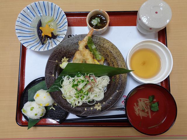 画像: 季節の御膳です。心も体も元気に。