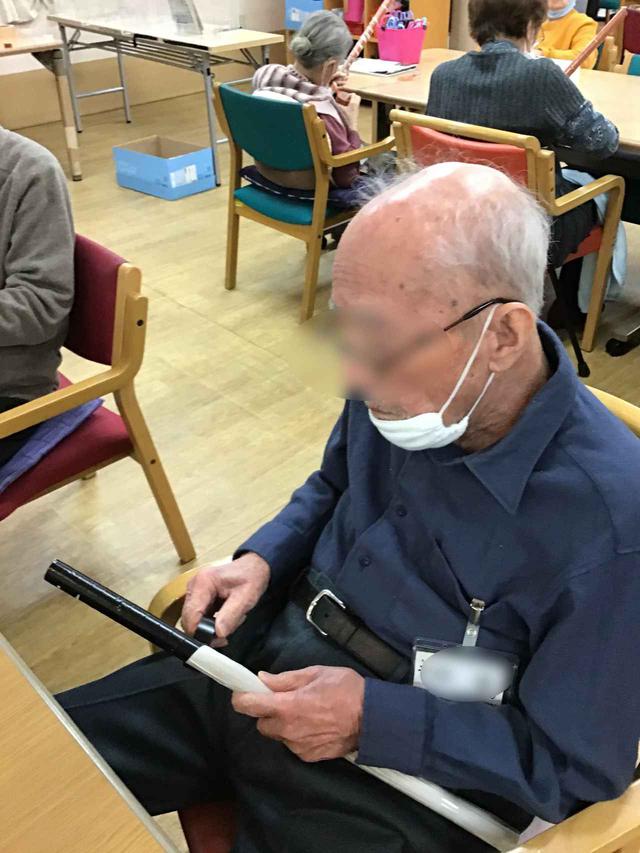 画像1: 棒体操で体ストレッチ!