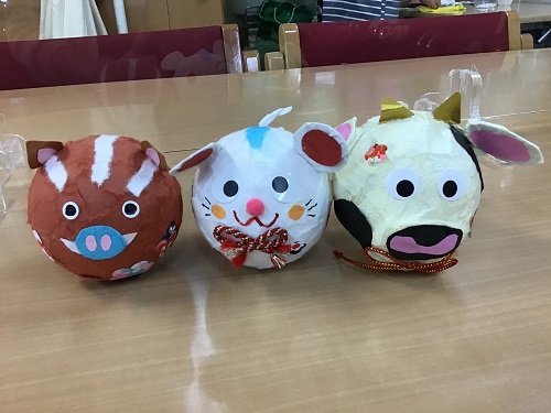 画像2: 1月のカレンダーと手工芸