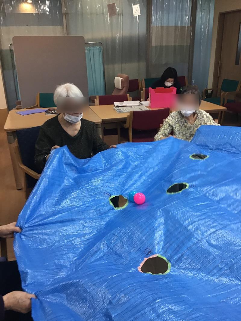 画像4: 曜日対抗!ボール落としゲーム