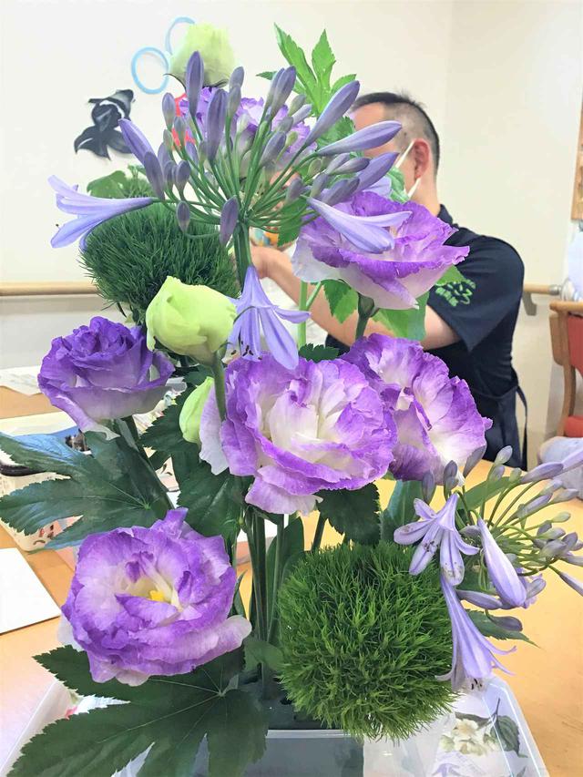 画像1: 本日のお花たちをご紹介いたします。