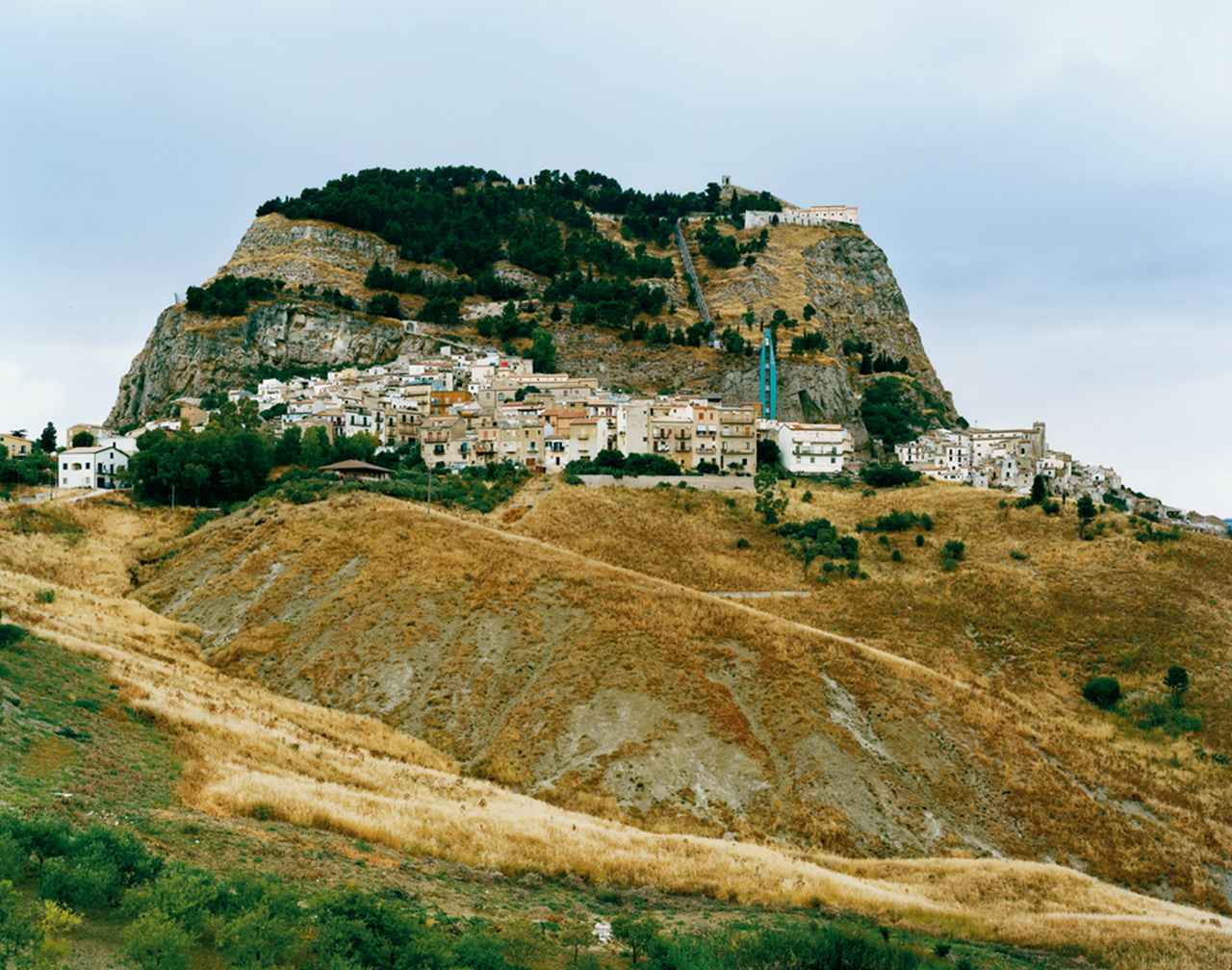 滅びゆくイタリア山間の町が 起死回生をとげるまで (3/4) - T JAPAN
