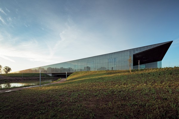 場所の記憶を受け継ぐ建築 (2/5) - T JAPAN:The New York Times Style