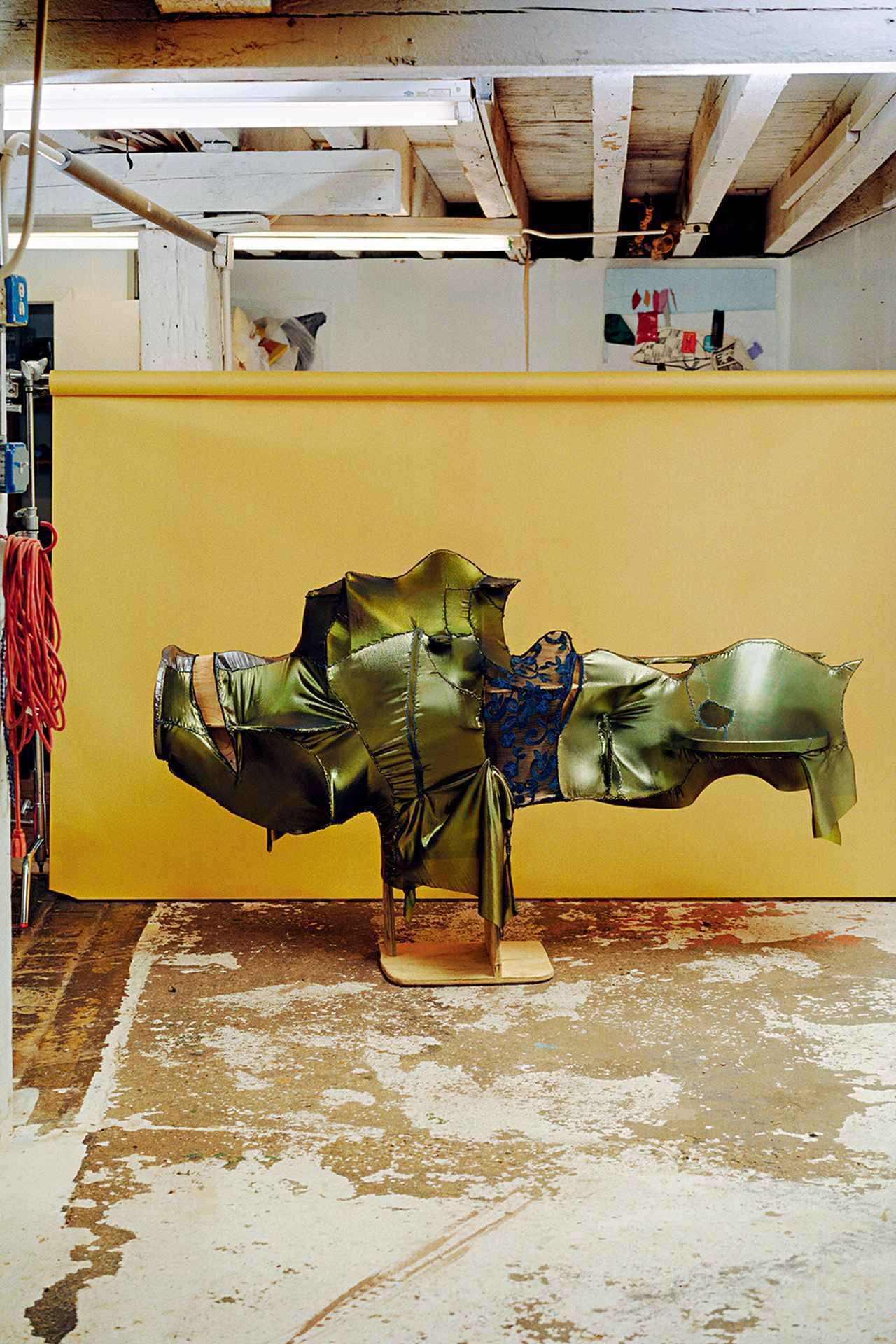 家具？ それともオブジェ？ ジェシー・リーブスの アートが問いかける