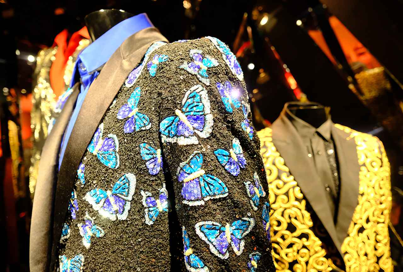 だからストーンズはやめられない！ 「EXHIBITIONISM ― ザ・ローリング