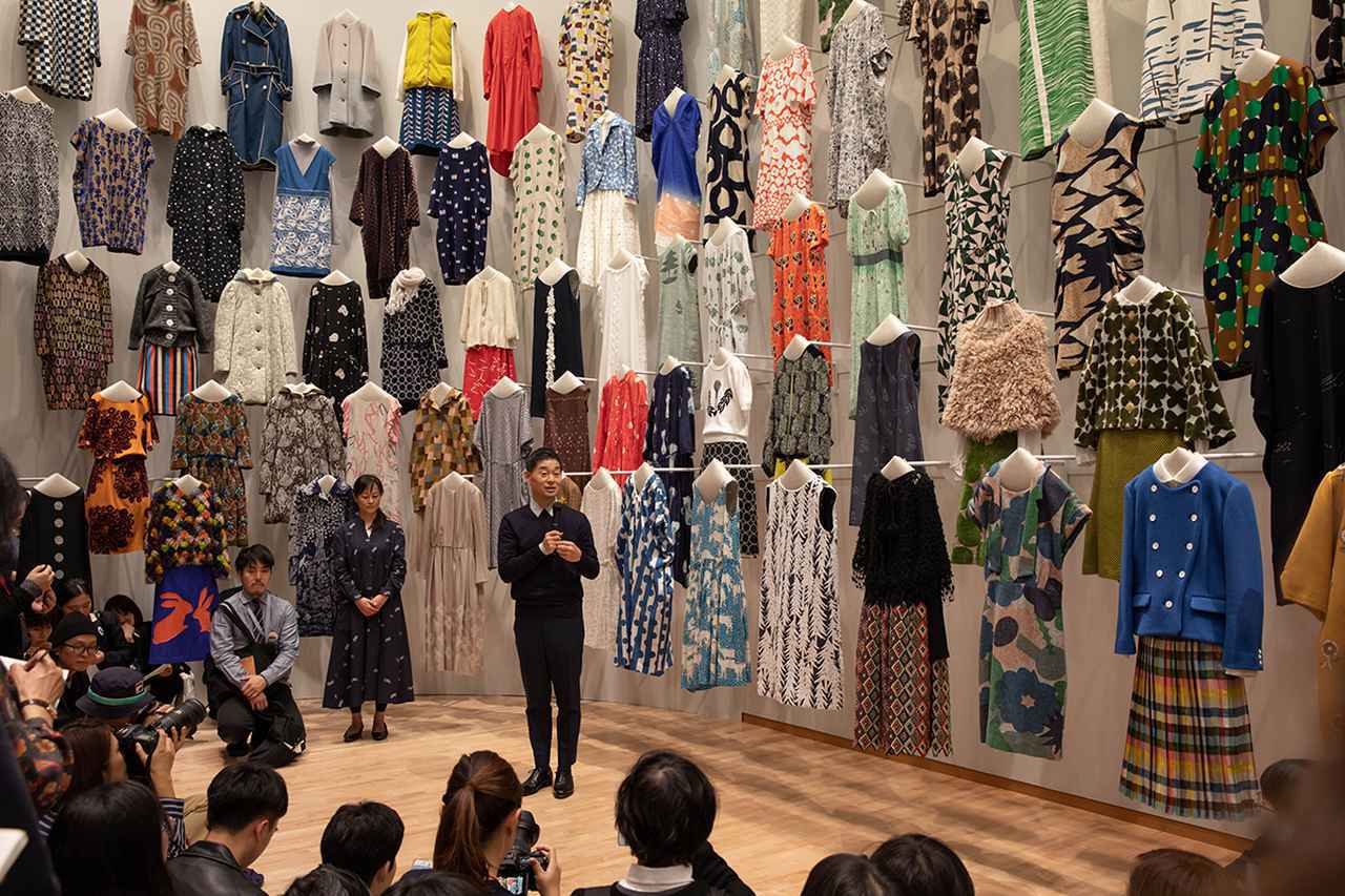 ミナ ペルホネン 皆川 明が展覧会に込めた 「つづく」の意味 (1/2) - T