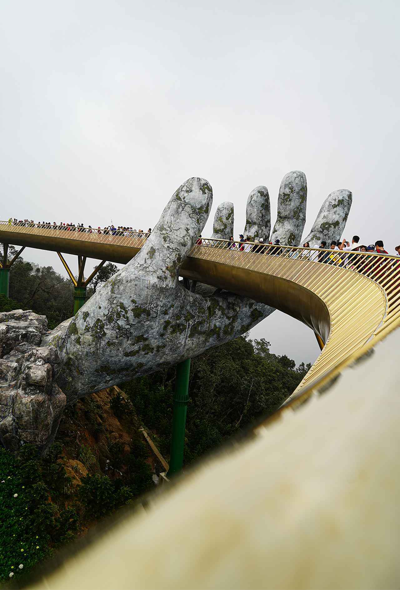 インドコロニアル枠付き扉 ねじ込む 