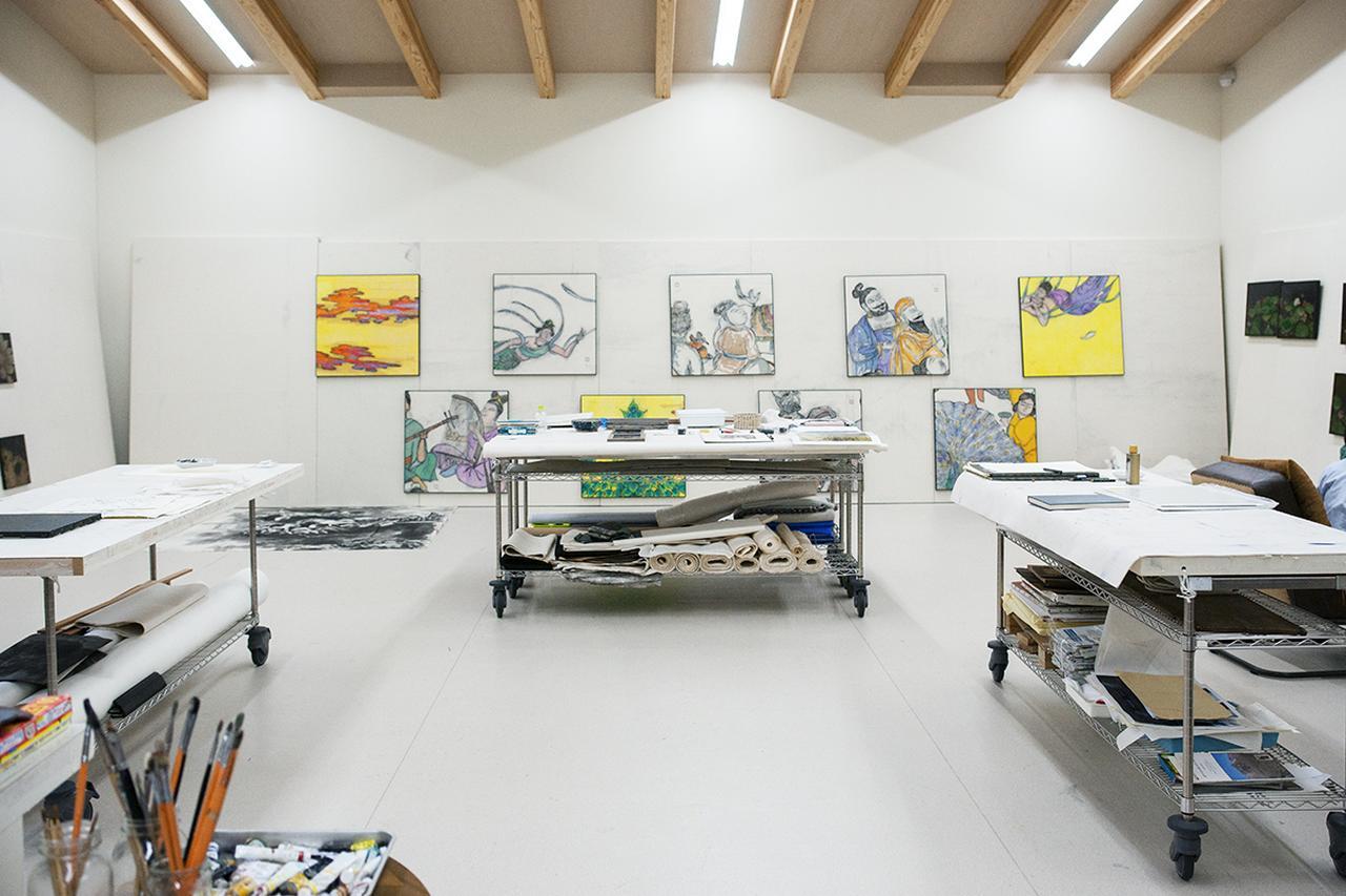 ウクライナに心を寄せ絵筆をとる アーティスト 細川護熙を 創作に