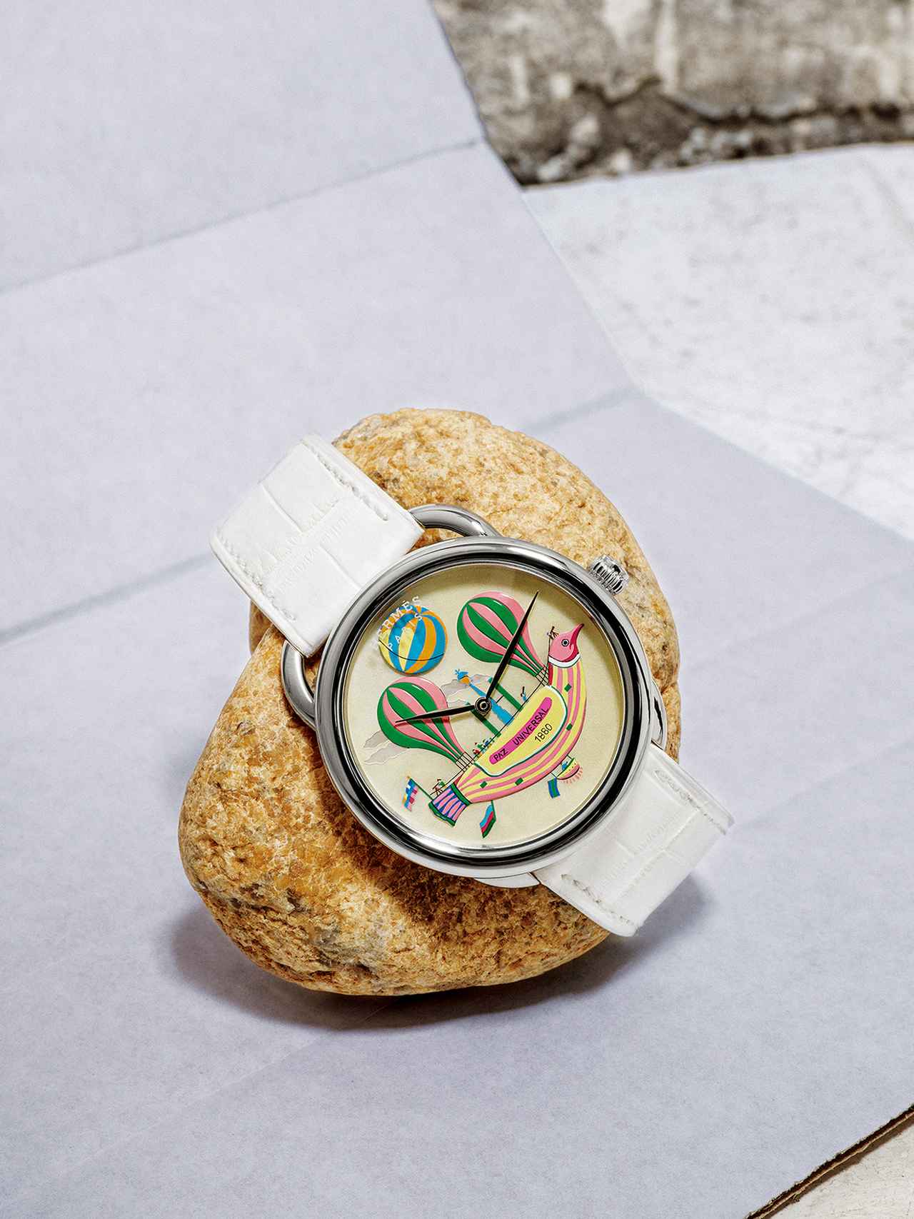 名品の‟最初と最新”―― エルメスの「アルソー 大空の熱狂」 - T JAPAN 名品の‟最初と最新”―― エルメスの「アルソー 大空の熱狂」 - T JAPAN