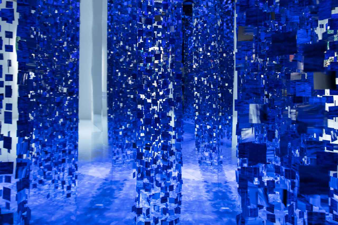 日本で初個展を開催中 キューバ人アーティスト マベル・ポブレットが海