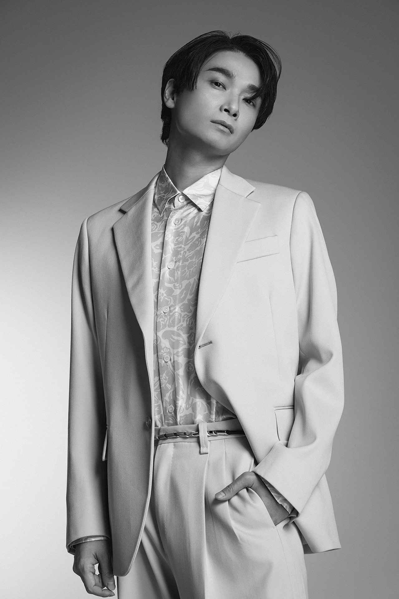 【在庫SALE】井上芳雄さん掲載ページ#2965 第1回 ミュージカル界の広報部長 | 舞台の人。07 井上芳雄さん | 井上