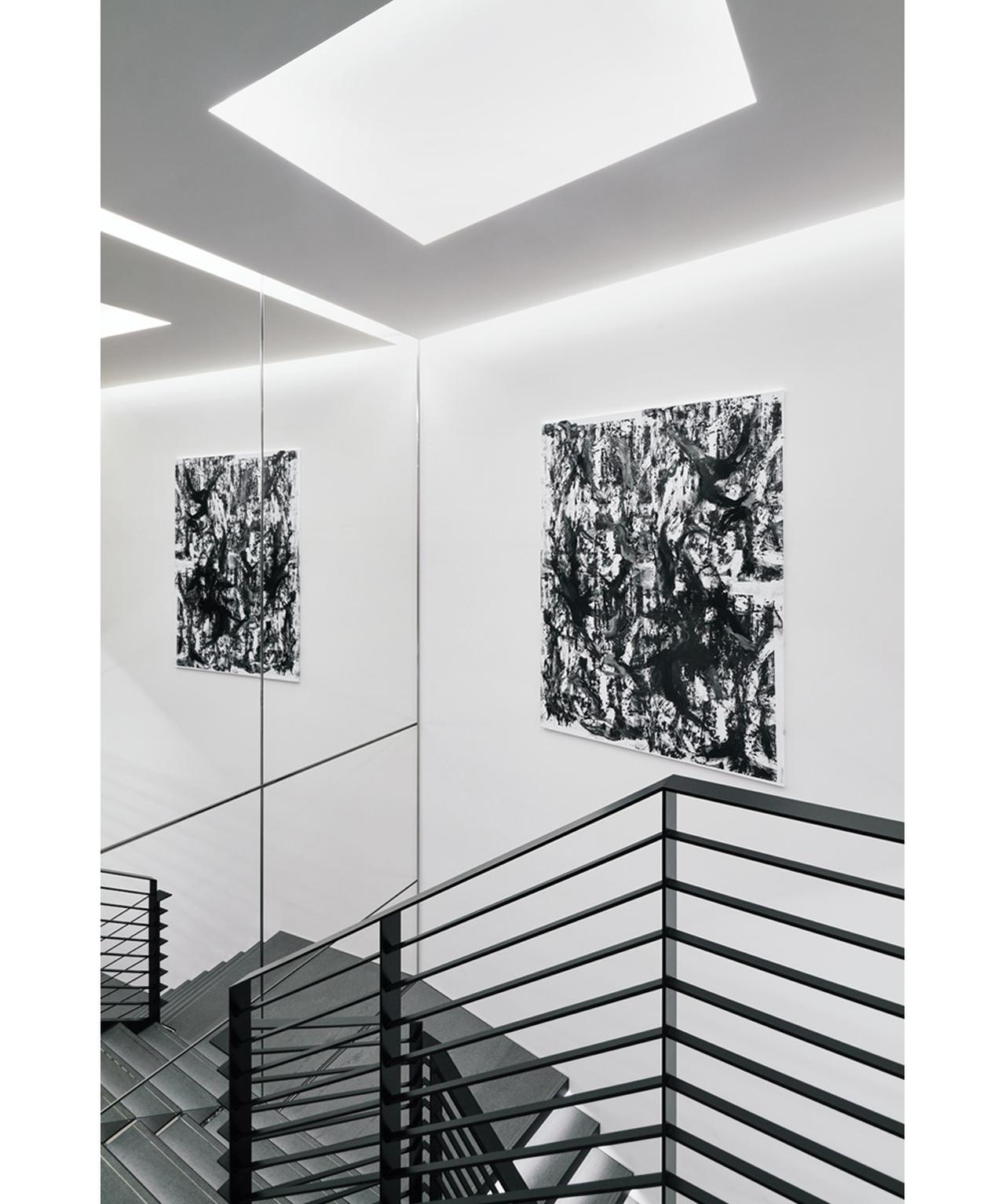 レア　ヴィンテージ　レトロ　セリーヌ　CELINE オブジェ　インテリア　パネル アートスペースのような贅沢な空間 セリーヌ 表参道がリニューアル - T