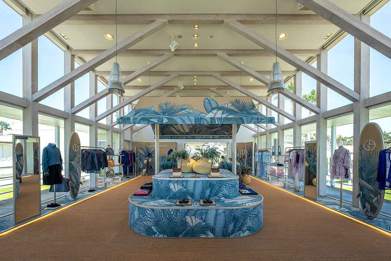 ジョルジオ アルマーニの ポップアップストアが逗子に登場 極上の