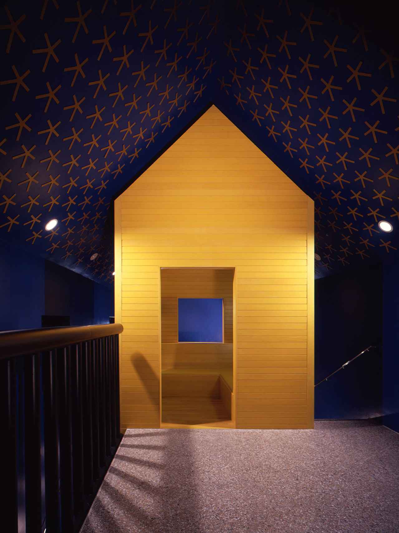 80年代のレジェンドが再生。 福岡「ホテル イル・パラッツオ」 - T