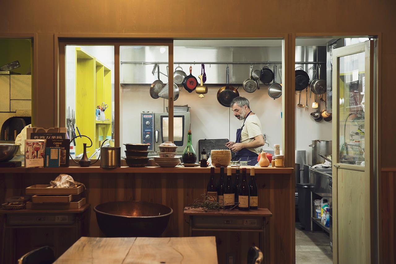 島の滋味を味わうフレンチ 新潟県・佐渡島Vol.1 手仕事案内人・樺澤貴子の 日本のローカルトレジャーを探す旅 - T JAPAN:The New  York Times Style Magazine 公式サイト