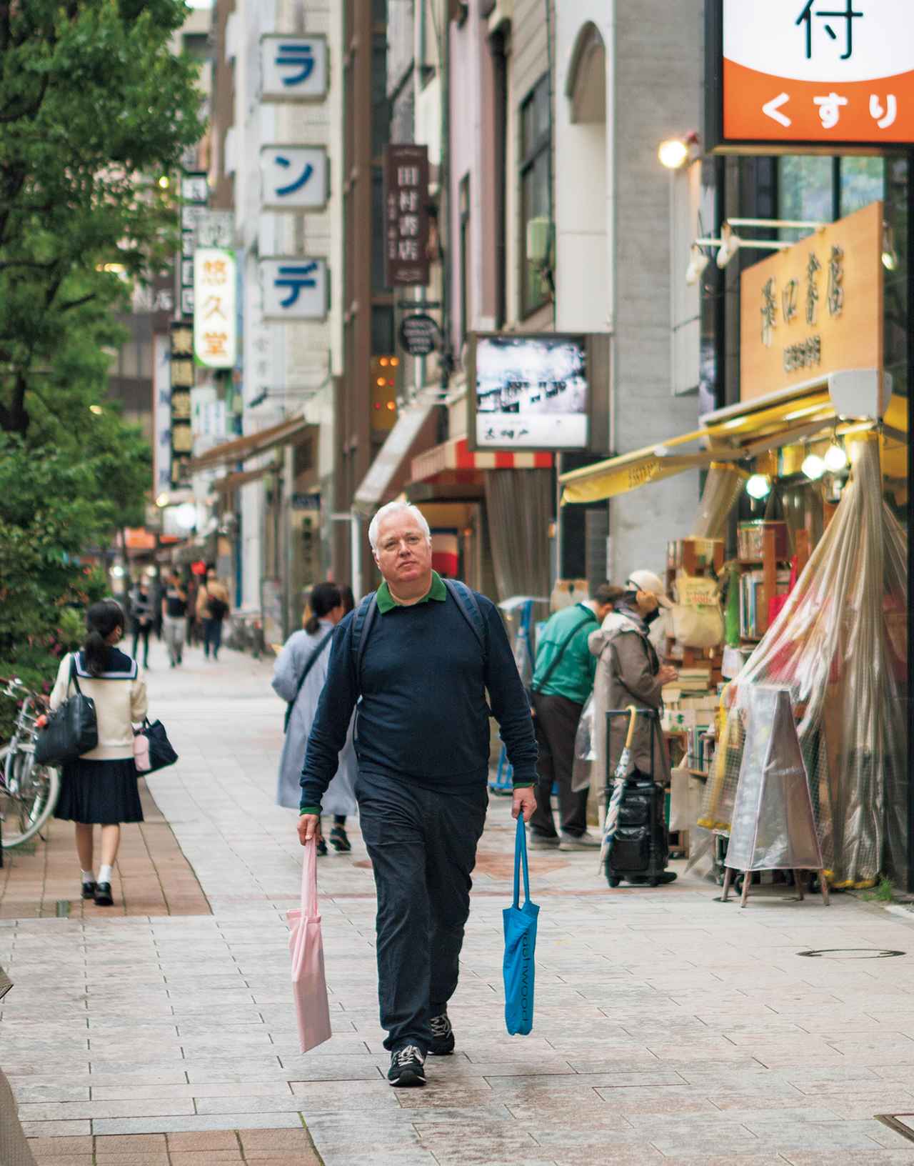 NY「 ダシュウッド・ブックス」 店主と神保町古書店めぐり①