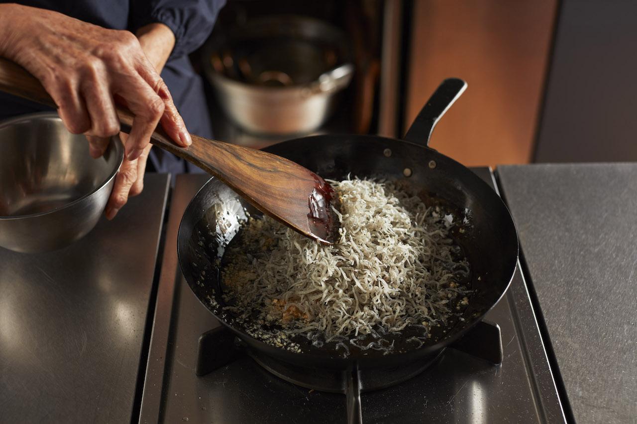 pan様 Amazon.com: Zwilling Madura Plus 66290-246-0 Frying Pan High
