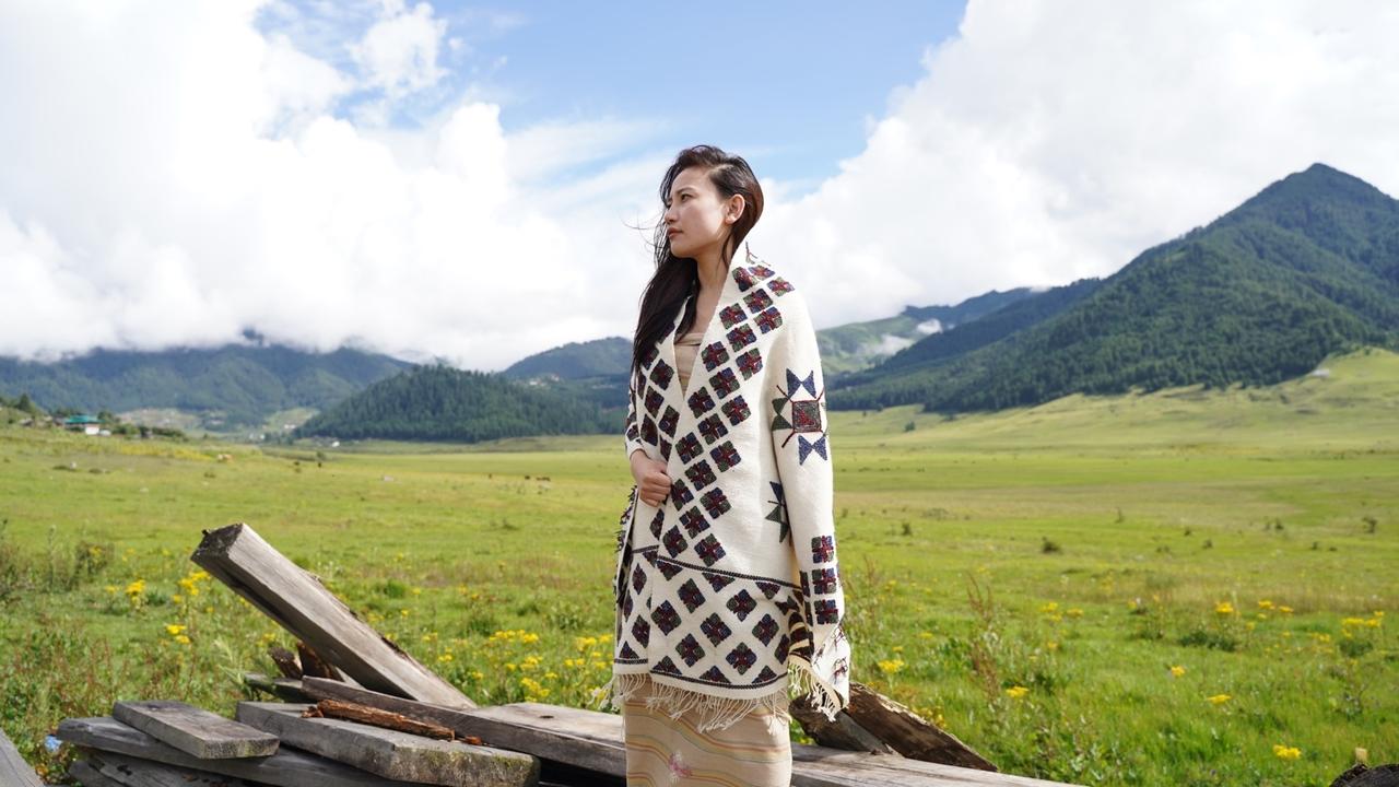 ザ・コンランショップ 代官山店で ブータン伝統の手織テキスタイルに
