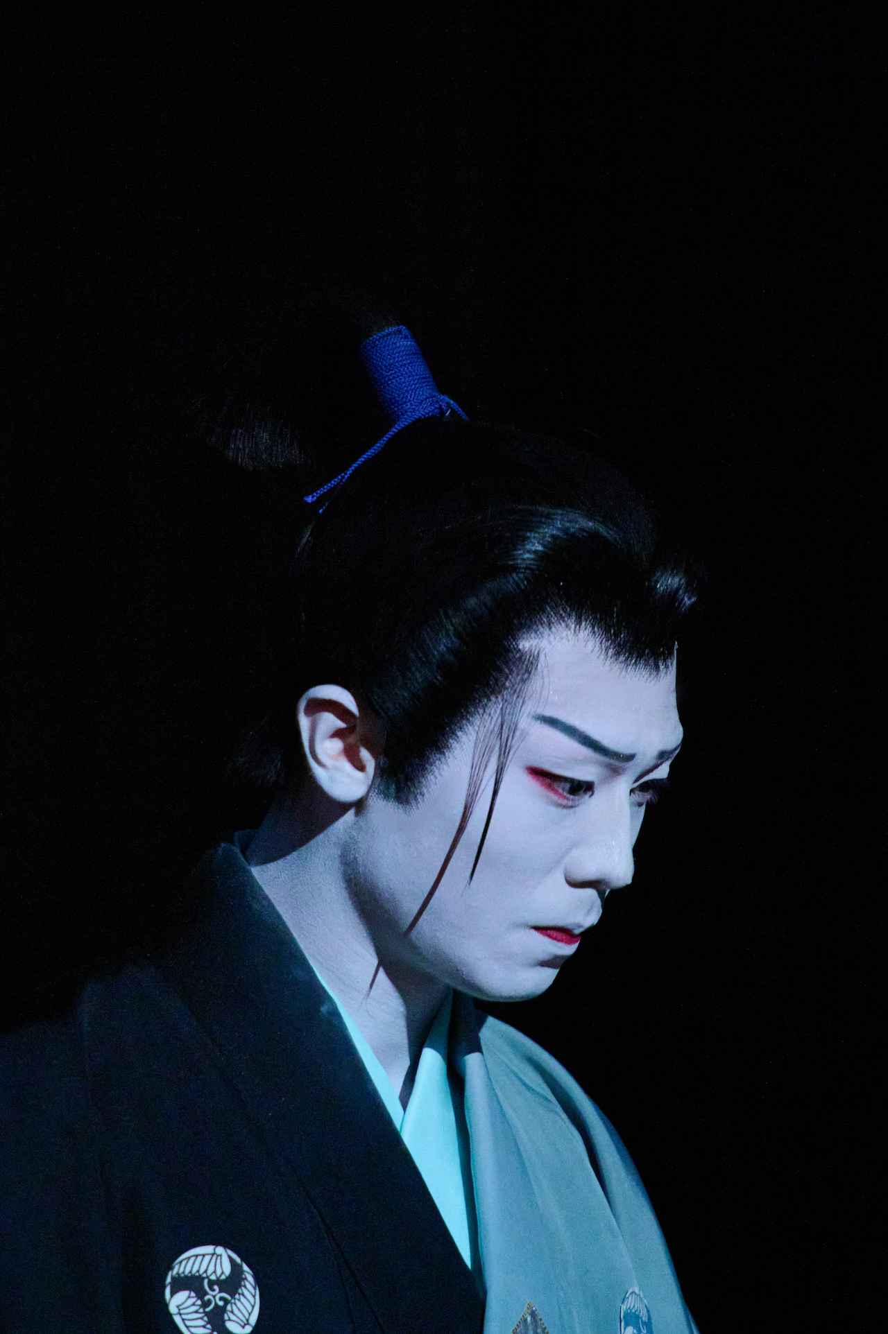 No2762額装　歌舞伎　役者　隈取　絹本　市川門之助（七代目）牛若丸　送料無料 Huluストア】11/28(月) 八代目 市川新之助初舞台 『外郎売