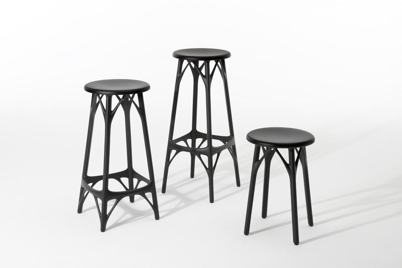 カッシーナ黒いバースツール モダンデザイン（インテリアのプロ