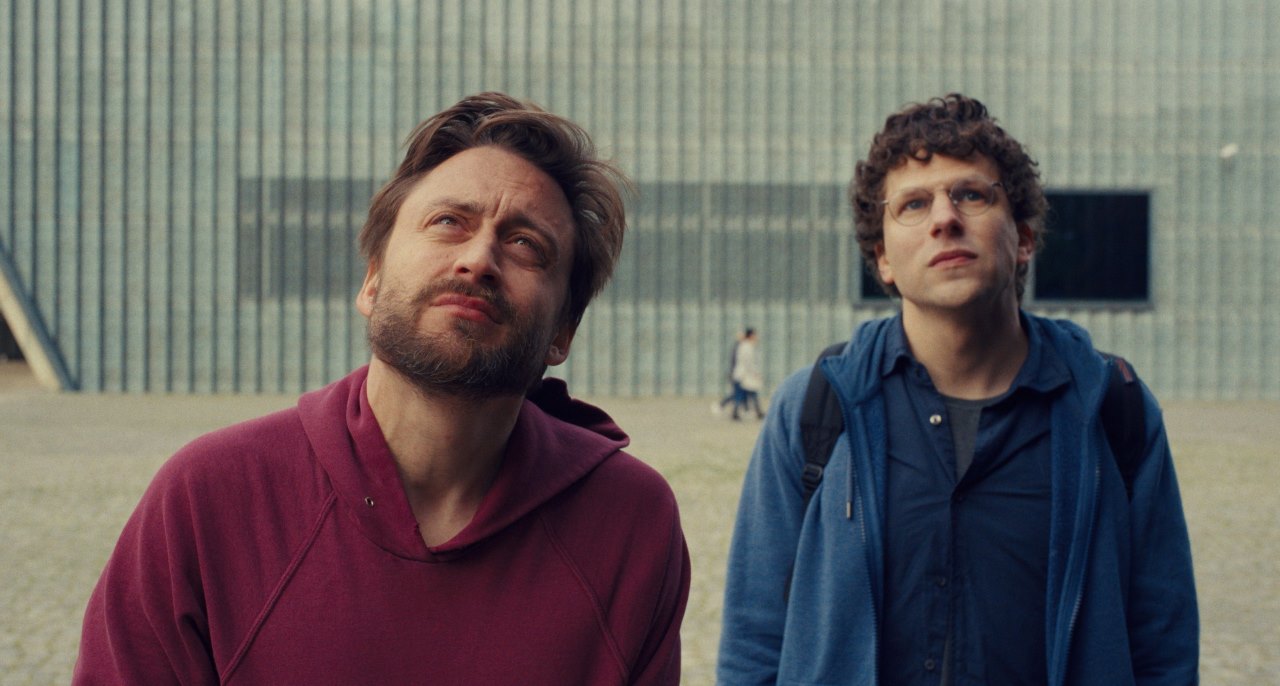 東京国際映画祭受賞の『敵』や 香港2大スター共演の話題作など 今月見るべき新作映画3選 ＜2025年1月＞ - T JAPAN:The New  York Times Style Magazine 公式サイト