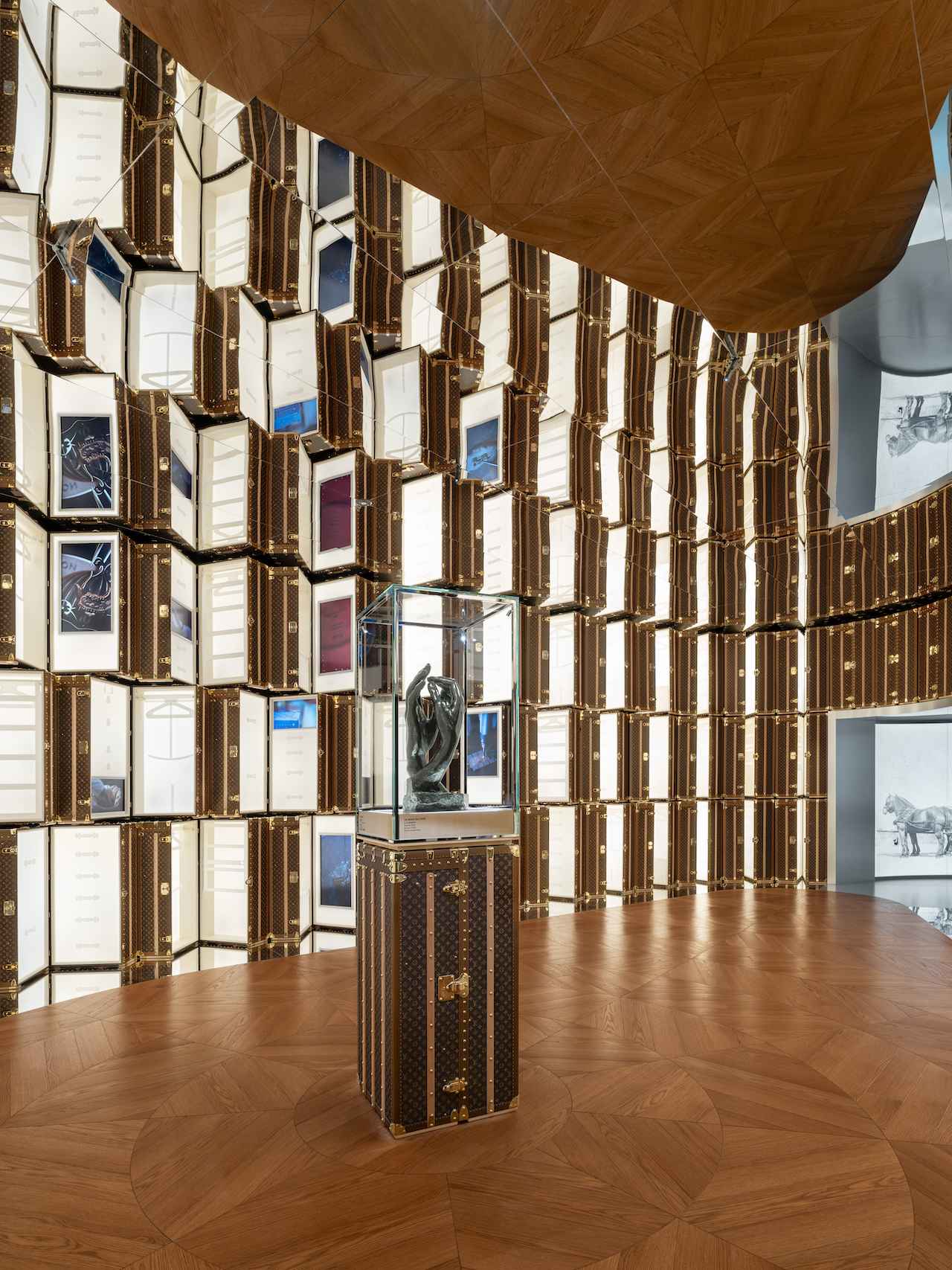 大阪関西万博・フランスパビリオン限定風呂敷　フランス製ATELIER コットン 大阪関西万博・フランスパビリオン限定風呂敷 フランス製ATELIER