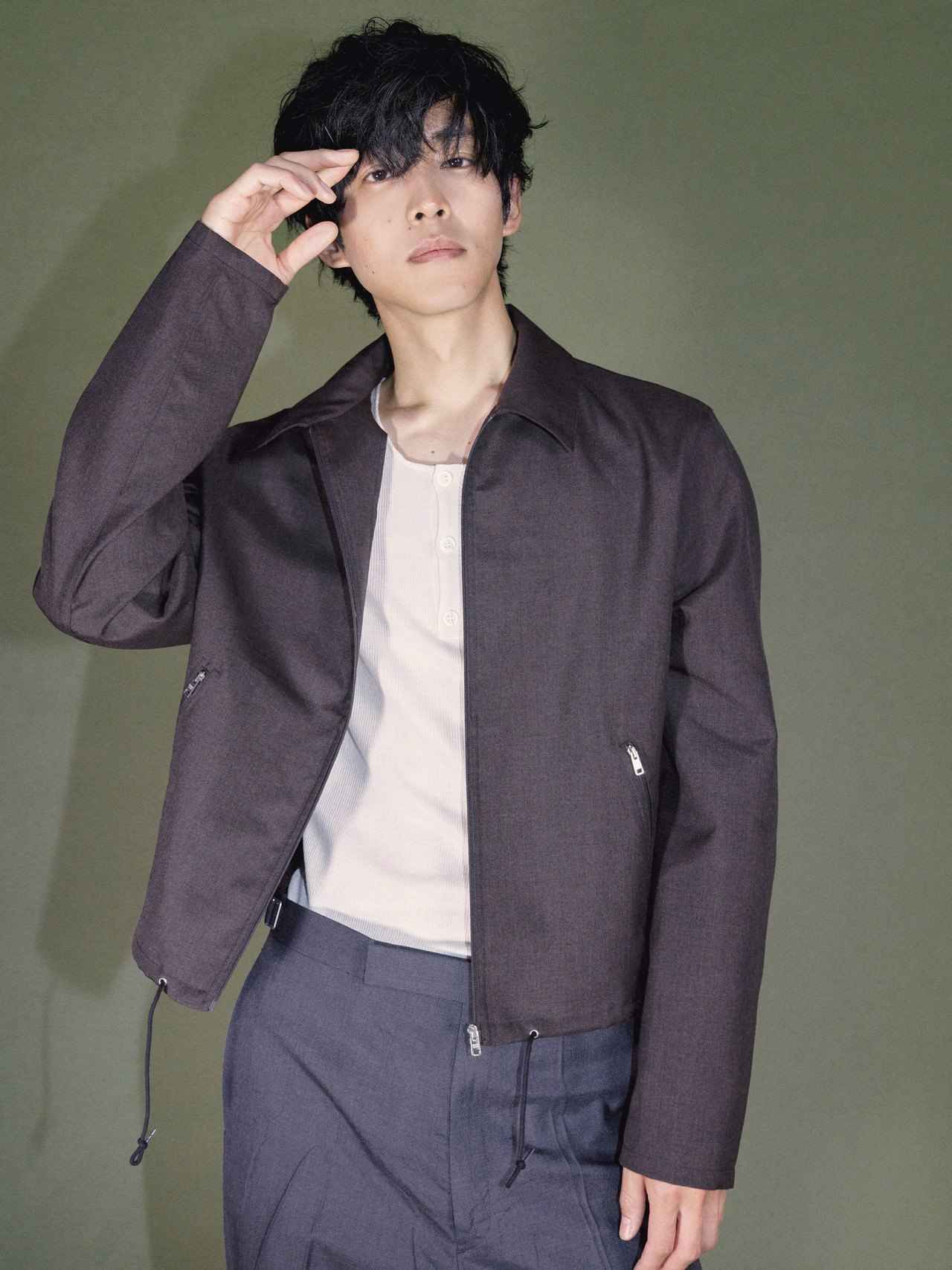 松坂桃李が紡ぐ家族のかたちと 未来へのメッセージ - T JAPAN:The New