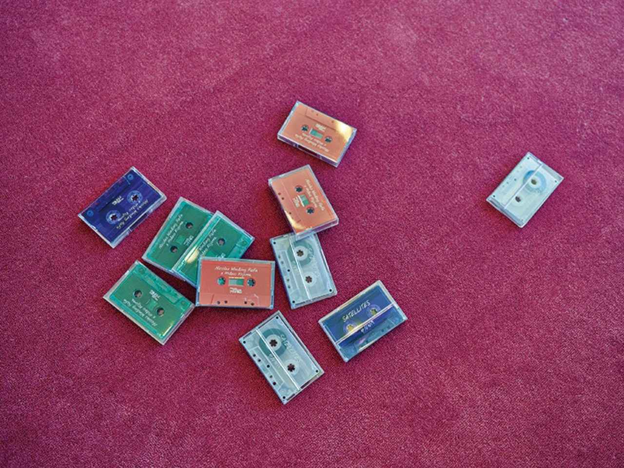 プラダ 青山店「Satellites」 ニコラス・ウィンディング・レフンと