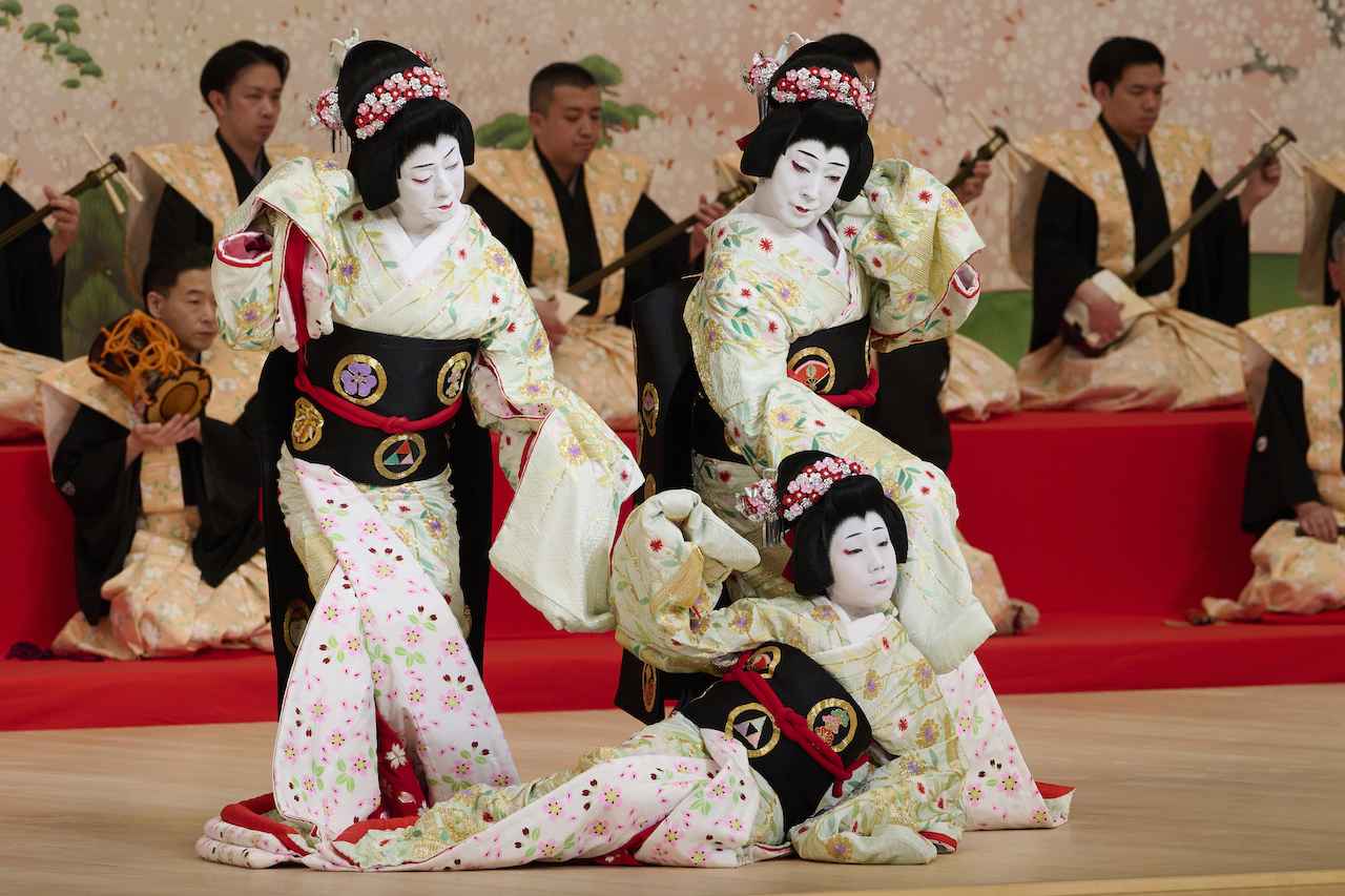 世紀の襲名披露公演が開催中 八代目尾上菊五郎 大名跡を生きる矜持と