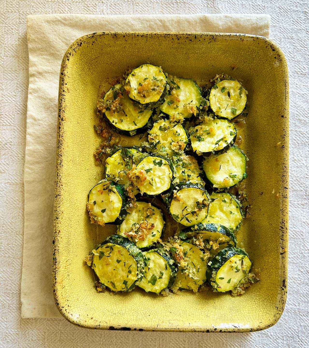 平野由希子の「野菜とお酒」 ―幸福な大人の食卓― Vol.40 ズッキーニの