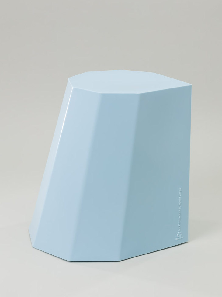 スツールをインテリアのアクセントに。 カッシーナほかから厳選した