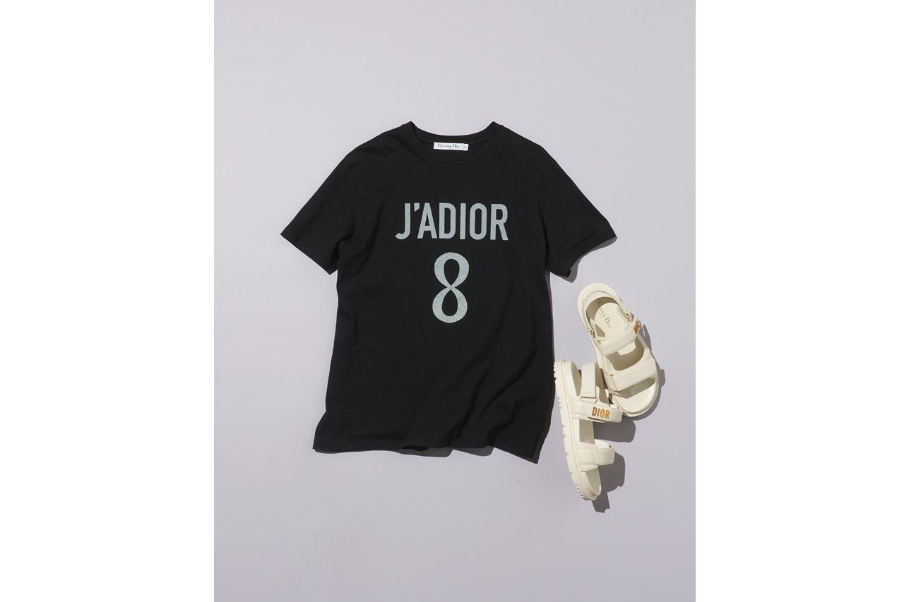 画像: ディオール、セリーヌ、グッチほか ハイブランドのTシャツとサンダルで 洗練された夏スタイルに - T JAPAN:The New York Times Style Magazine 公式サイト