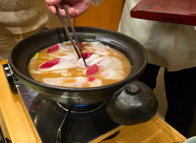 画像: 熊鍋は脂が美味