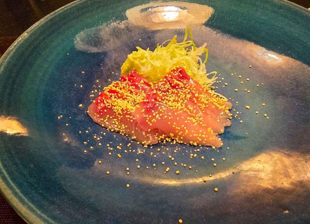画像: 鯉の刺身