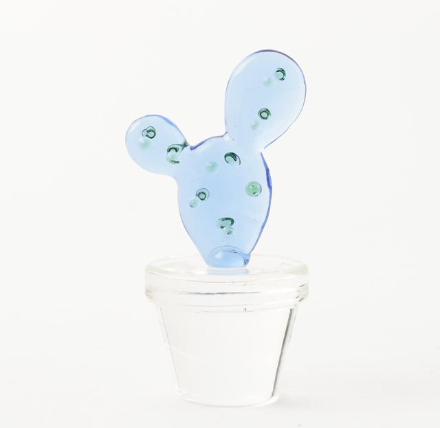 画像: 「ペーパーウェイト カクタス ブルー」￥5,500／ICHENDORF（ザ・コンランショップ） COURTESY OF THE CONRAN SHOP