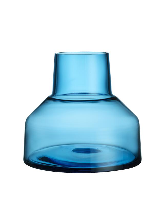 画像: 「ソラーレ ベース エレクトリックブルー」＜22×20cm＞￥44,000／イッタラ COURTESY OF IITTALA