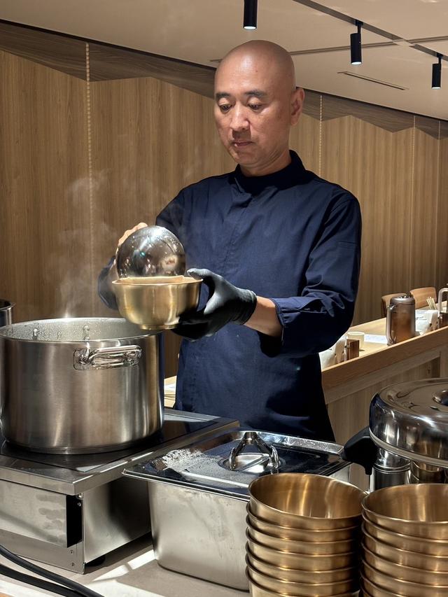 画像: 新オープンに合わせ来日してらしたオク・ドンシクシェフ