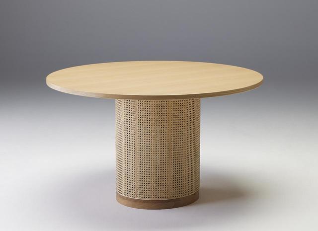 画像: 「AT-2」<φ120×H71cm>¥344,080/秋田木工(IDC OTSUKA) COURTESY OF IDC OTSUKA