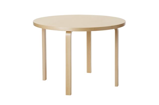 画像: 「テーブル 90A」<W100×D100×H72cm>¥196,900/アルテック COURTESY OF ARTEK