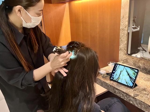 画像1: 丁寧な頭皮チェックからホットスチームでリラックスの旅へ