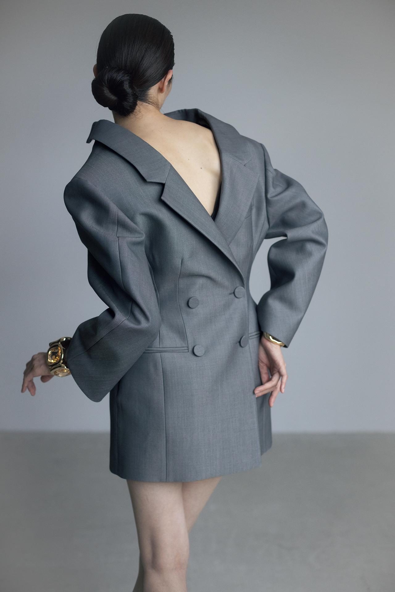 ジバンシィ、ジョルジオ アルマーニほか 私たちの、 テーラード新章