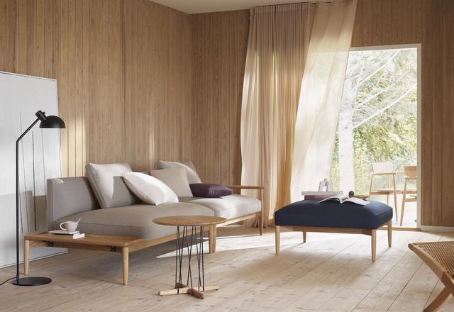 画像: 各モジュールは、連結しなくても使用できるが、ズレが気になるときは、付属の連結パーツで固定することも可能 COURTESY OF CARL HANSEN & SØN